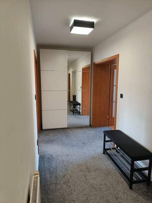 Cervena Cesta Apartment Kunovice Luaran gambar