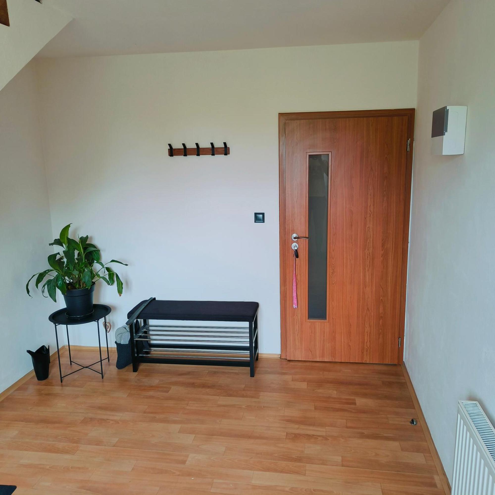 Cervena Cesta Apartment Kunovice Luaran gambar