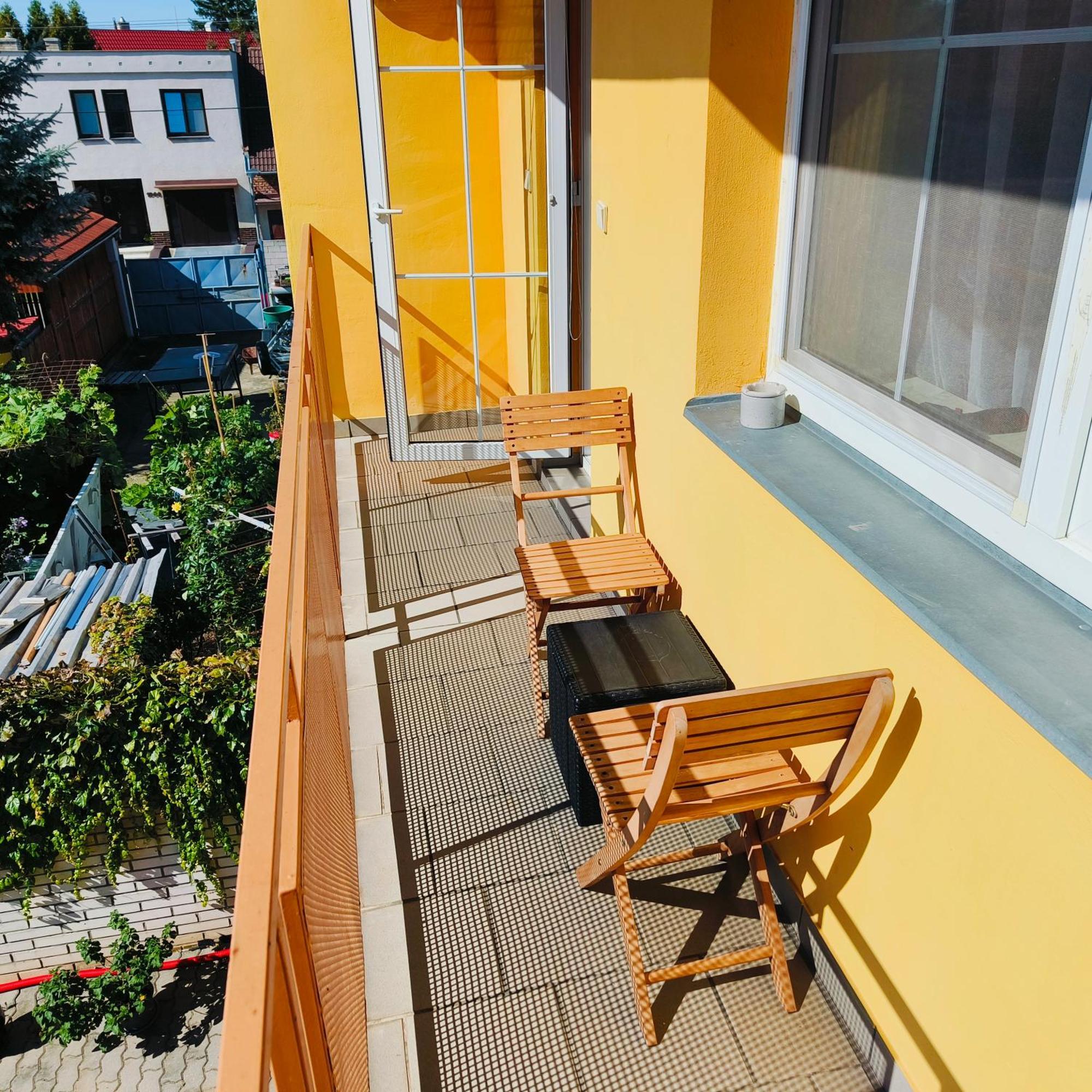 Cervena Cesta Apartment Kunovice Luaran gambar